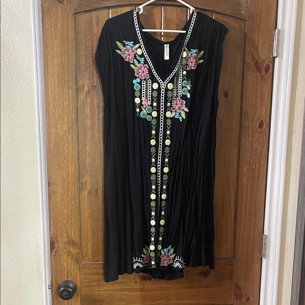 Shoreline Black Dress with Floral Embroidery